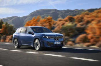 更宝马 更中国，新世代BMW iX3全球首发